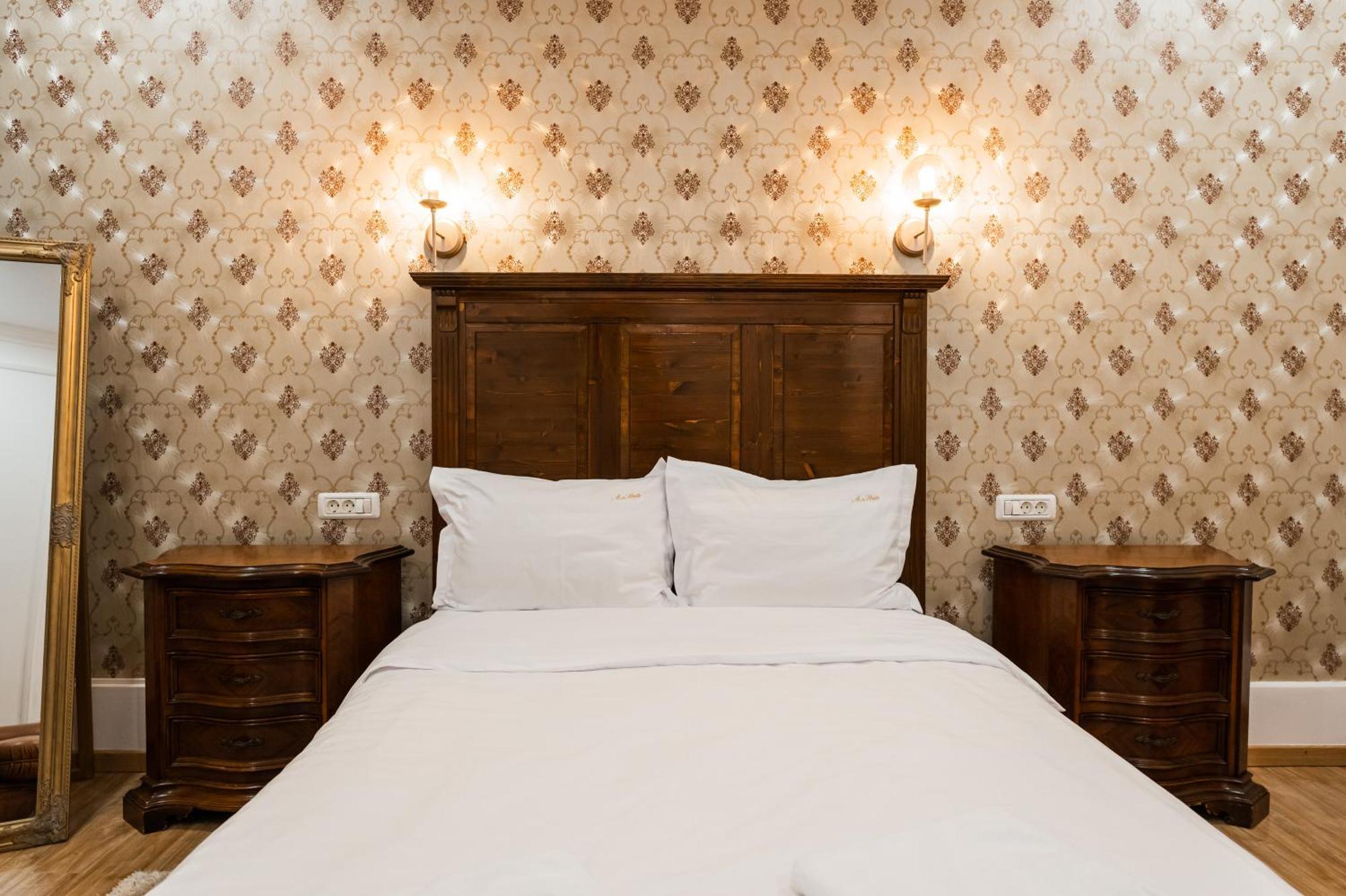 Apollonia Estate Old Town Big And Luxurious Apartment Brasov Exterior photo