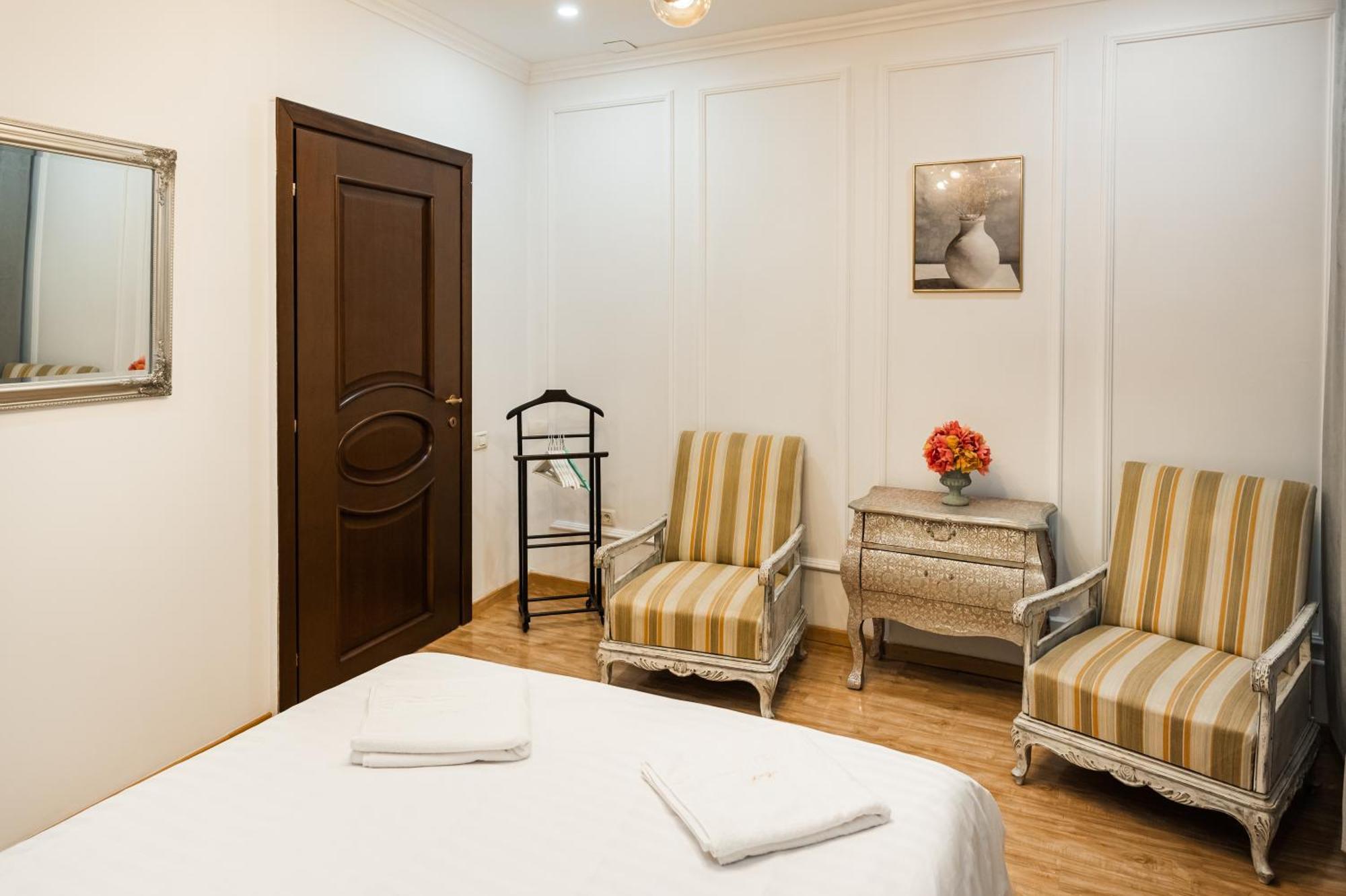 Apollonia Estate Old Town Big And Luxurious Apartment Brasov Exterior photo